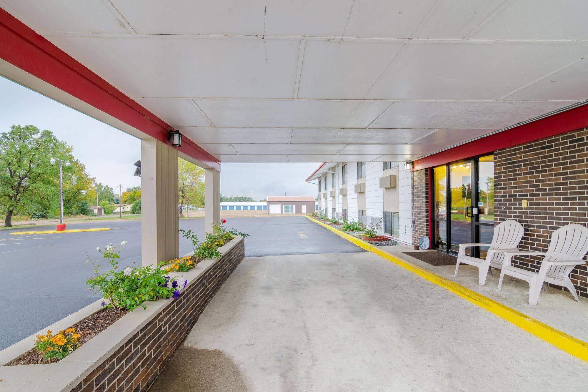 Rodeway Inn Mitchell Luaran gambar